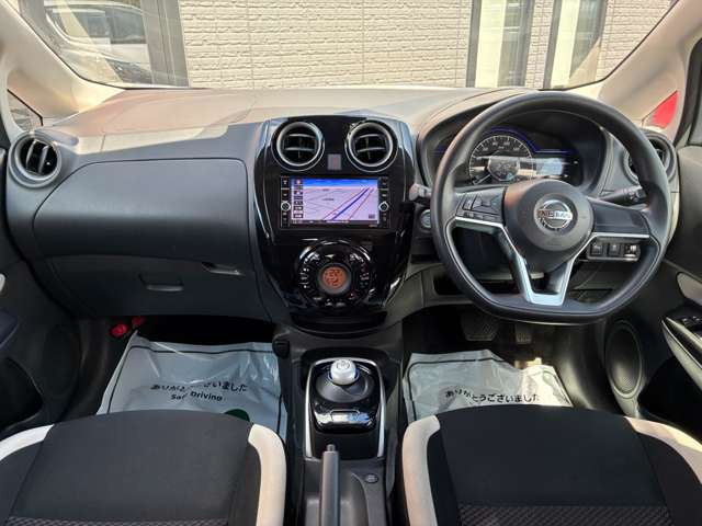 ノート1.2 e-POWER X FOUR 4WD
