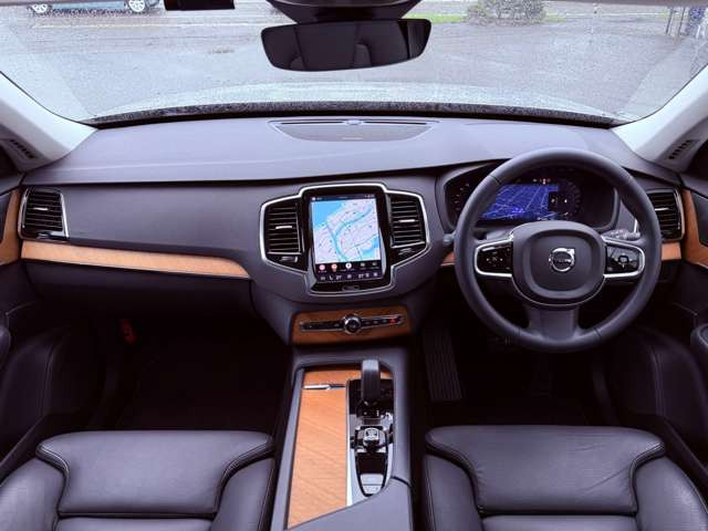 XC90プラス B5 AWD 4WD