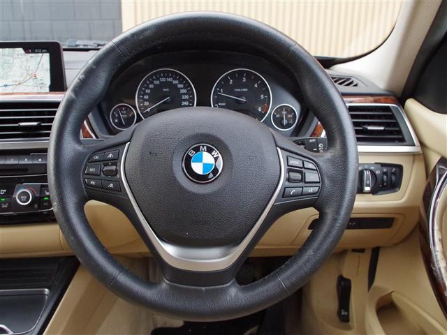 3シリーズツーリング320d