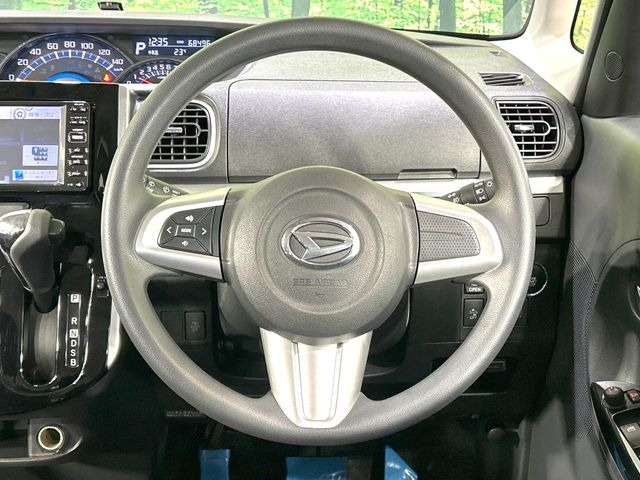 【ステアリングスイッチ】運転中、前方から目線をそらすことなく、オーディオ等の操作が可能な便利機能!安心&快適なドライブを演出してくれます♪