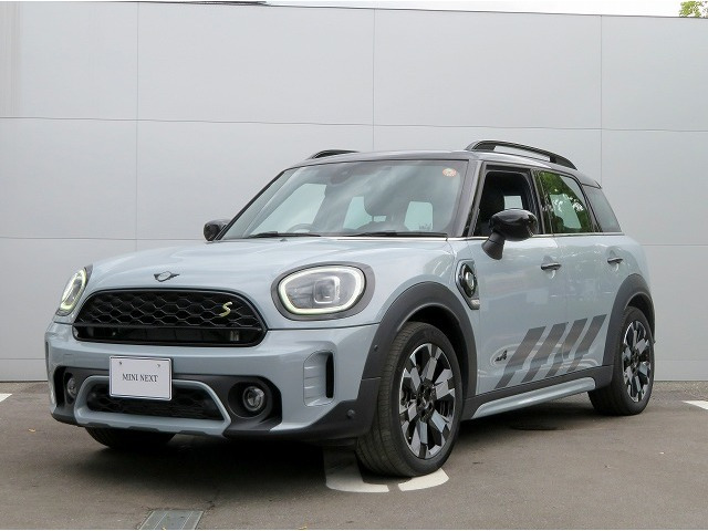 ミニクロスオーバークーパー S E オール4 アンテイムド エディション 4WD