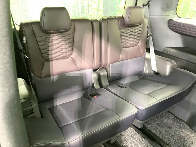 3��ڃV�[�g�͂�������ԗǍD����l�ł��������ƍ����Ē����܂��̂ŁA��l���ł̂��o���������N���N�ł��􂲉Ƒ��ŁA�C�̒m�ꂽ���ԂŁA�h���C�u�ɍs���̂��y���݂ł��ˁ�