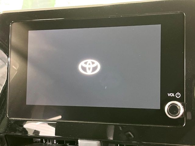 【純正8インチディスプレイオーディオ】大画面のディスプレイはAppleCarPlayやAndroidAutoが利用可能。大きな画面でスマホナビアプリ等が利用いただけます♪