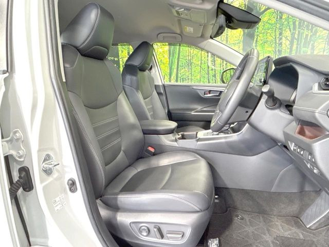 �y���烌�U�[�V�[�g�z����̂ӂ���肪�e�ՂŃ����e�i���X�����ȒP�ȁA�@�\���ɗD��鍇����v���̗p�����㎿�ȃV�[�g�ł��B����S�n���悭�A���������ӂ��S�n�ǂ��ԓ���Ԃ����o���Ă���܂��B