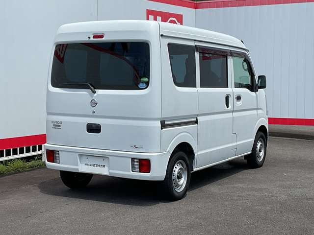 NV100クリッパーDX 5AGS車