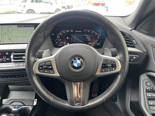 2シリーズグランクーペM235i xドライブ 4WD