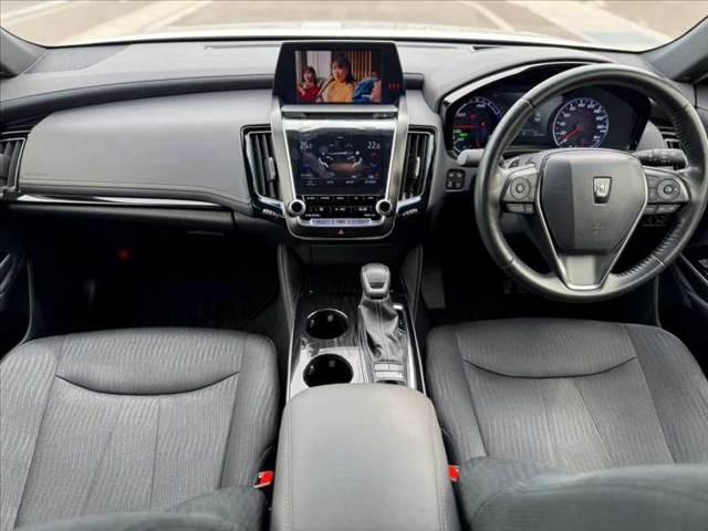 クラウンハイブリッド 2.5 S Four 4WD
