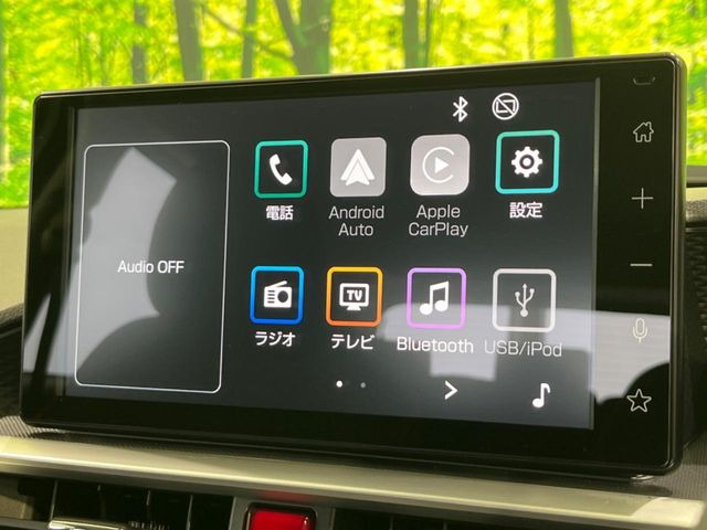 【9インチ ディスプレイオーディオ】大画面ディスプレイへお持ちのスマートフォンと連携して、ナビやbluetoothでの音楽再生が可能です♪デザインはもちろん操作性も良好!別途ナビ機能の取付可能です♪