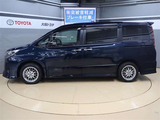 ノア1.8 ハイブリッド Si W×B II