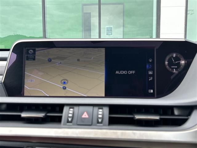 ES300h Fスポーツ