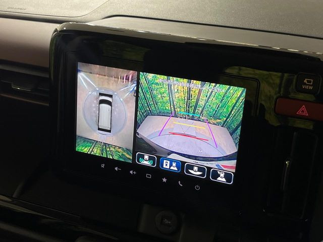 【全方位モニター用カメラ】専用のカメラにより、上から見下ろしたような視点で360度クルマの周囲を確認することができます☆死角部分も確認しやすく、狭い場所での切り返しや駐車もスムーズに行えます。