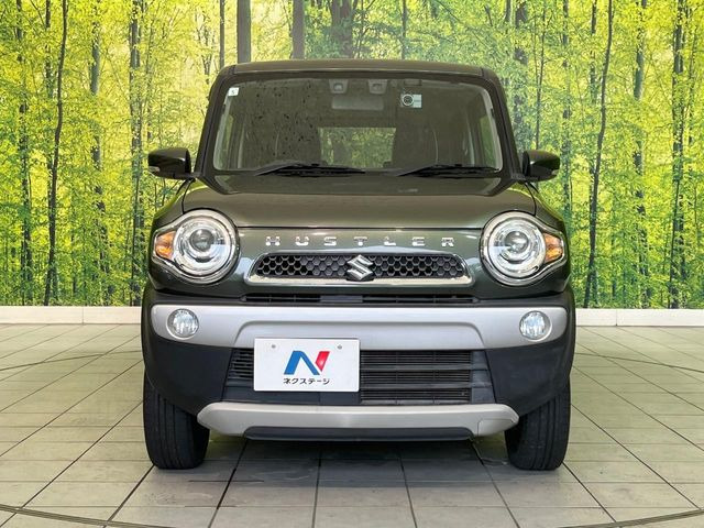 弊社では、全車『修復歴なし』のお車のみ取り扱っております。専任バイヤーによる厳選した仕入れの後、入庫後の車両チェックを行い、ネクステージが認定した高品質な中古車をご提供しております。