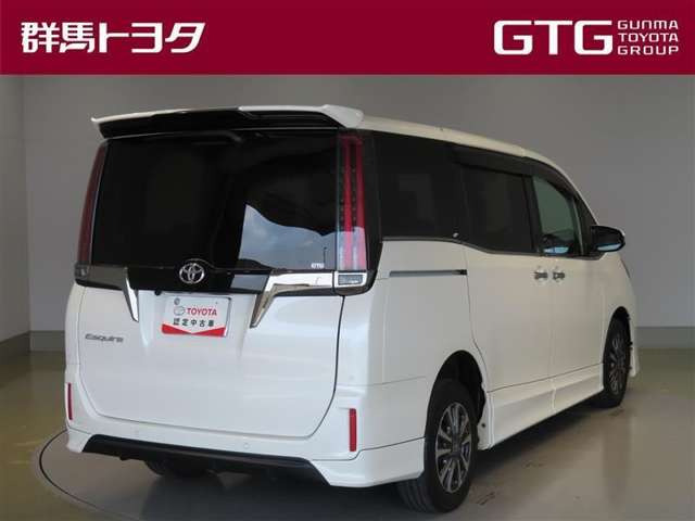 エスクァイア2.0 Gi プレミアムパッケージ ブラックテイラード 4WD