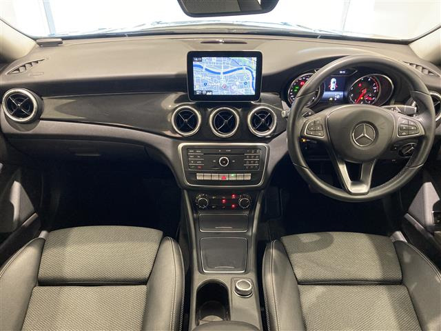 CLAクラスCLA180 AMGスタイル