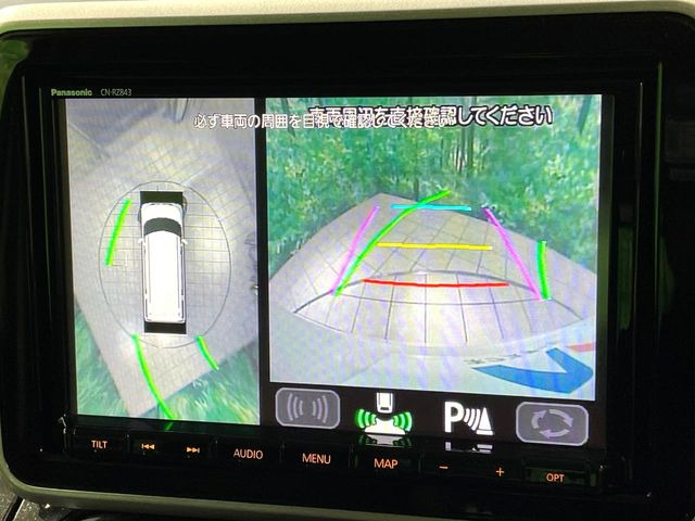 【全方位モニター用カメラ】専用のカメラにより、上から見下ろしたような視点で360度クルマの周囲を確認することができます☆死角部分も確認しやすく、狭い場所での切り返しや駐車もスムーズに行えます。