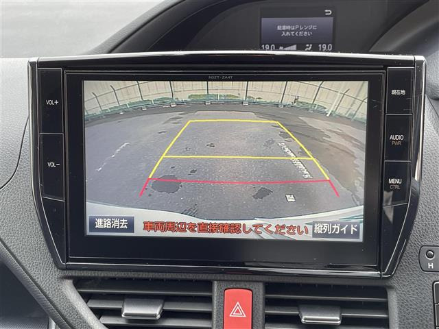 ヴォクシー1.8 ハイブリッド ZS