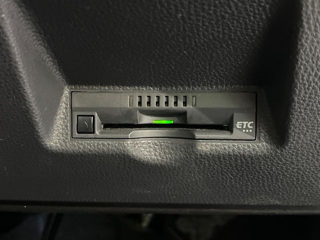 【ETC】高速道路の料金所をストレスなく通過!話題のスポットやサービスエリアに多い「スマートIC」利用時は必須のアイテムです。当店でセットアップを実施、ご納車当日からすぐにご利用いただけます!