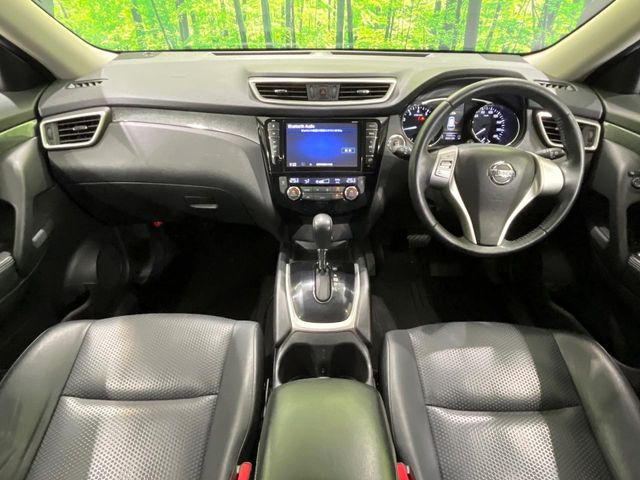 エクストレイル2.0 20X エマージェンシーブレーキパッケージ