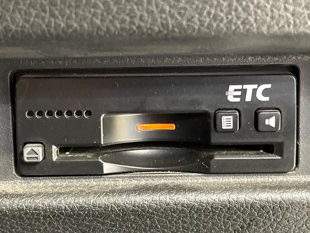 【ETC】高速道路の料金所をストレスなく通過!話題のスポットやサービスエリアに多い「スマートIC」利用時は必須のアイテムです。当店でセットアップを実施、ご納車当日からすぐにご利用いただけます!