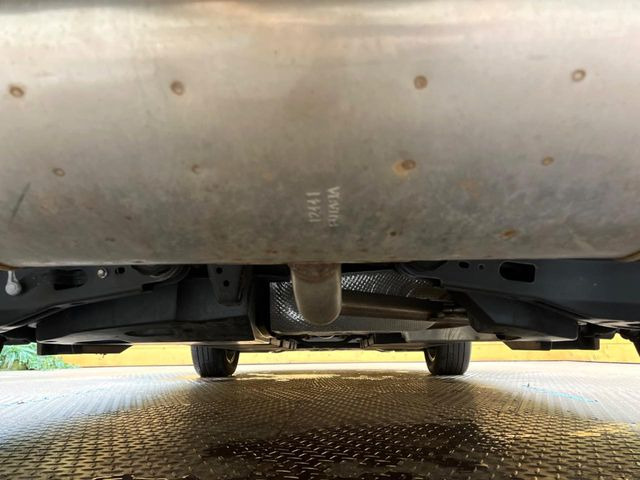 下回りがきれいなうちに、防錆加工の施工がオススメ。降雪地域はもちろん、沿岸部にお住いの方や、趣味でマリン・ウィンタースポーツをされる方にご好評いただいております。