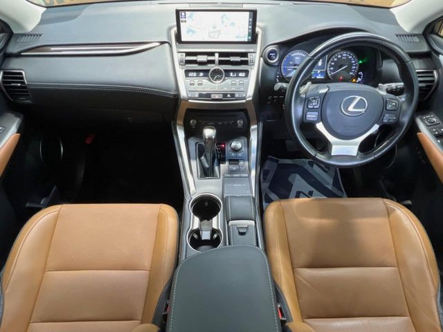 NX300h バージョンL
