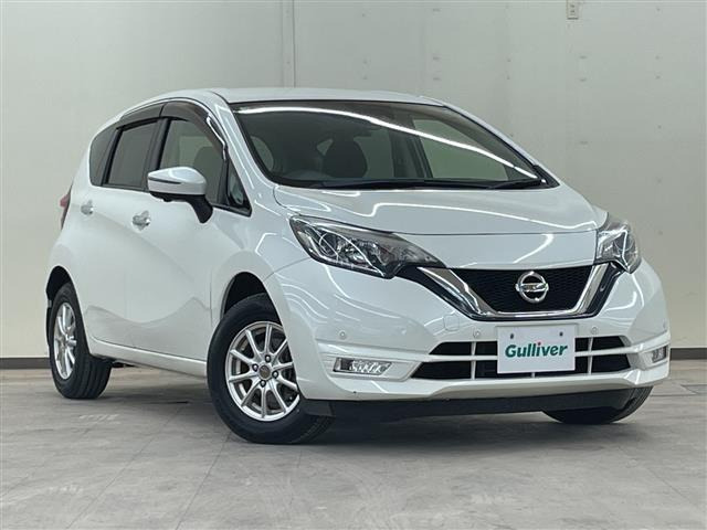 ノート1.2 X FOUR スマートセーフティエディション 4WD