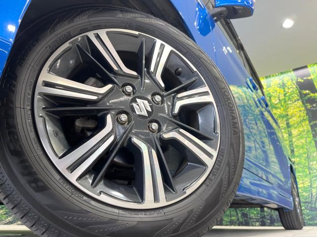 �y����15�C���`�A���~�z�C�[���z�O�ςɃ}�b�`���������A���~�z�C�[���𑕒����Ă���܂��B�e��ЊO�A���~�z�C�[����A�X�^�b�h���X�^�C�����戵�����Ă���܂��B���񂲑��k����������