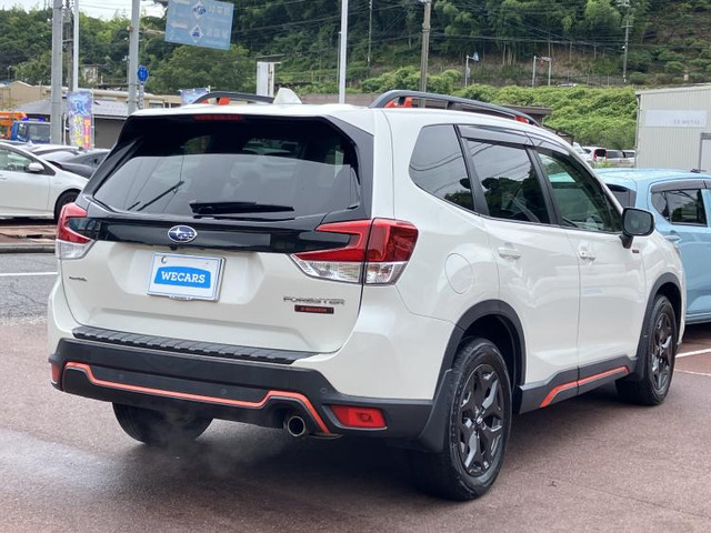 フォレスター2.0 エックスブレイク 4WD