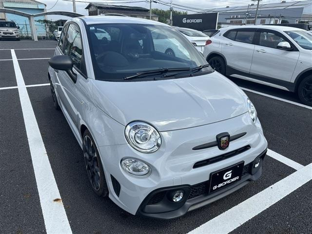 アバルト595（フィアット）コンペティツィオーネ　禁煙車 5MT ブレンボキャリパー 中古車画像