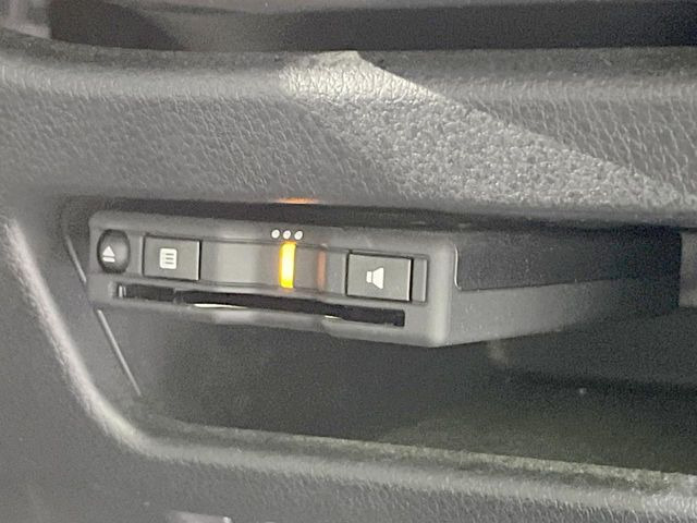 【ETC】高速道路の料金所をストレスなく通過!話題のスポットやサービスエリアに多い「スマートIC」利用時は必須のアイテムです。当店でセットアップを実施、ご納車当日からすぐにご利用いただけます!