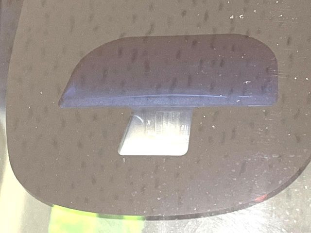 【ホンダセンシング】走行中に前方の車両等を認識し、衝突しそうな時は警報とブレーキで衝突回避と被害軽減をアシスト。より安全にドライブをお楽しみいただけます。