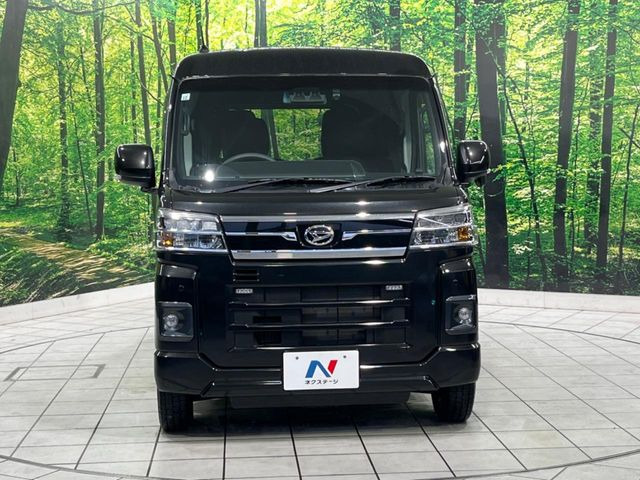 弊社では、全車『修復歴なし』のお車のみ取り扱っております。専任バイヤーによる厳選した仕入れの後、入庫後の車両チェックを行い、ネクステージが認定した高品質な中古車をご提供しております。