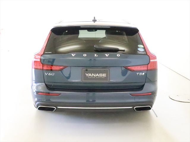 V60T5 インスクリプション