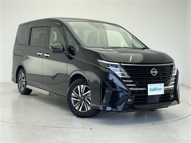 セレナ1.4 e-POWER ハイウェイスターV