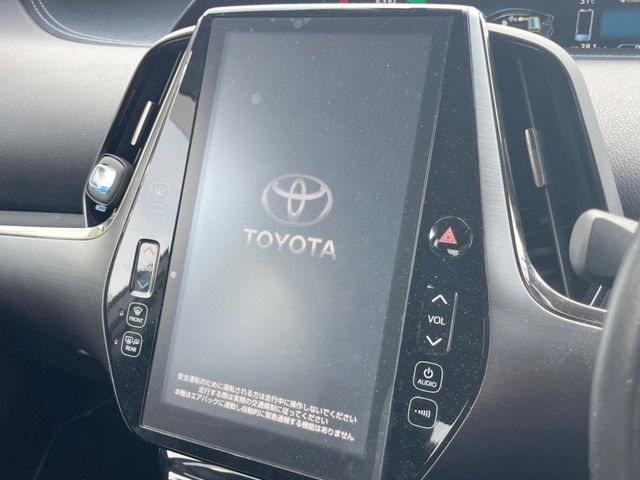 【純正11.6型ナビ】インテリアに溶け込むスタイリッシュな「専用設計」メーカーナビを装備♪視認性や操作性など基本性能にも優れ、より上質なカーライフをお楽しみいただけます。