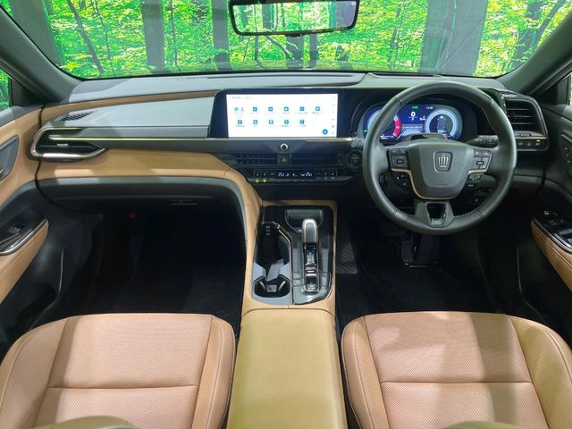クラウンスポーツ2.5 Z E-Four 4WD