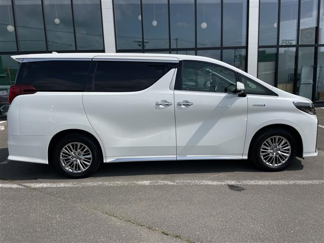 アルファードハイブリッド 2.5 S タイプゴールド E-Four 4WD