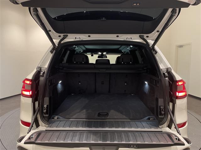 X5xドライブ 35d Mスポーツ 4WD
