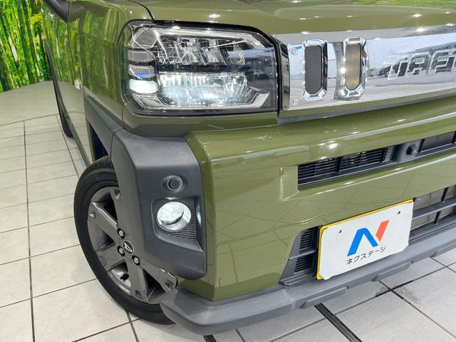 【HIDヘッドライト】非常に明るく前方を照らしてくれるので、悪天候や夜間の走行時も視界良好で安心してお乗りいただけます。