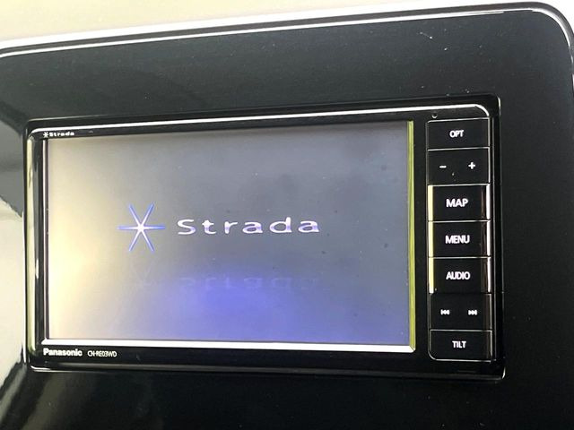 【ナビゲーション】使いやすいナビで目的地までしっかり案内してくれます。各種オーディオ再生機能も充実しており、お車の運転がさらに楽しくなります!!