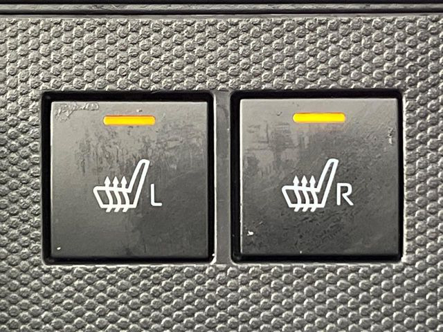 【シートヒーター】寒い日に重宝するシートヒーター!エアコンより早く温まってくれるので寒がりの人も安心ですね♪エアコンの温風は乾燥するから苦手、という方にもをおすすめです。