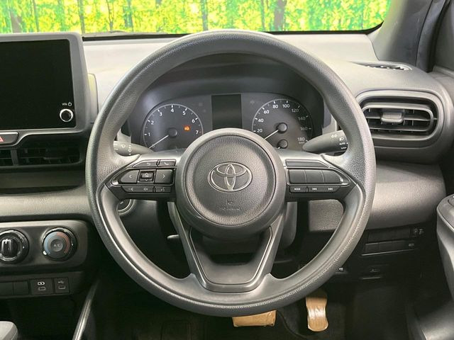 【トヨタセーフティセンス】走行中に前方の車両等を認識し、衝突しそうな時は警報とブレーキで衝突回避と被害軽減をアシスト。より安全にドライブをお楽しみいただけます。