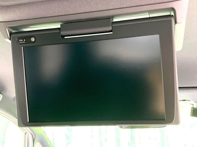 ノア1.8 ハイブリッド Si W×B II