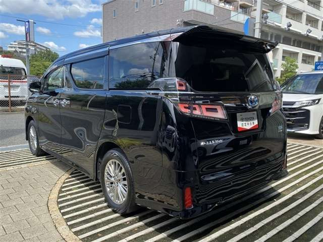 ヴェルファイアハイブリッド 2.5 ZR Gエディション E-Four 4WD