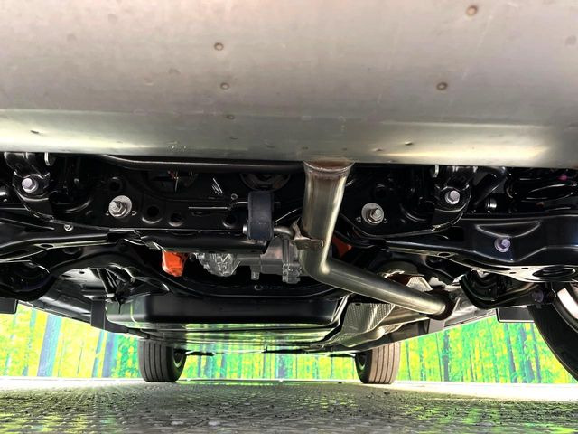 下回りがきれいなうちに、防錆加工の施工がオススメ。降雪地域はもちろん、沿岸部にお住いの方や、趣味でマリン・ウィンタースポーツをされる方にご好評いただいております。