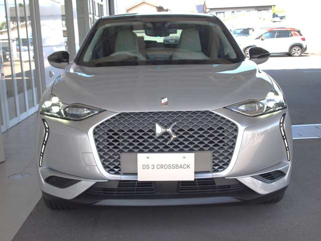 DS3クロスバックE-TENSEグランシック