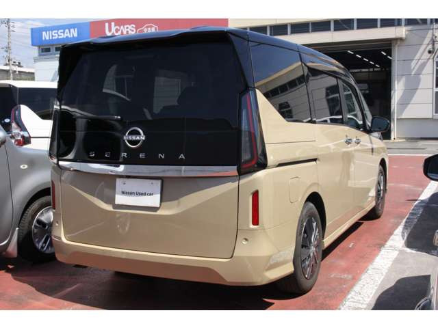 セレナ2.0 XV