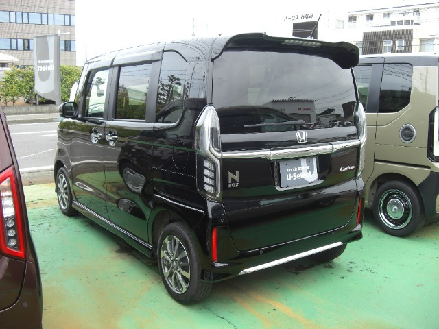 N-BOXカスタムL 4WD