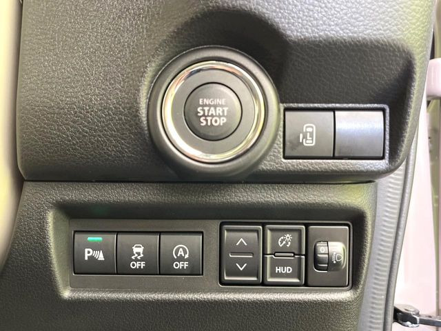 【パワースライドドア】スマートキーや運転席のスイッチでスライドドアの開閉が可能♪電動だから力を入れてドアを開ける必要が無く、小さいお子様でも、重い荷物を持っている時もラクに開け閉めできます♪
