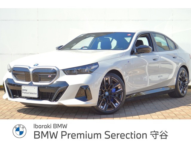 i5M60 xドライブ 4WD